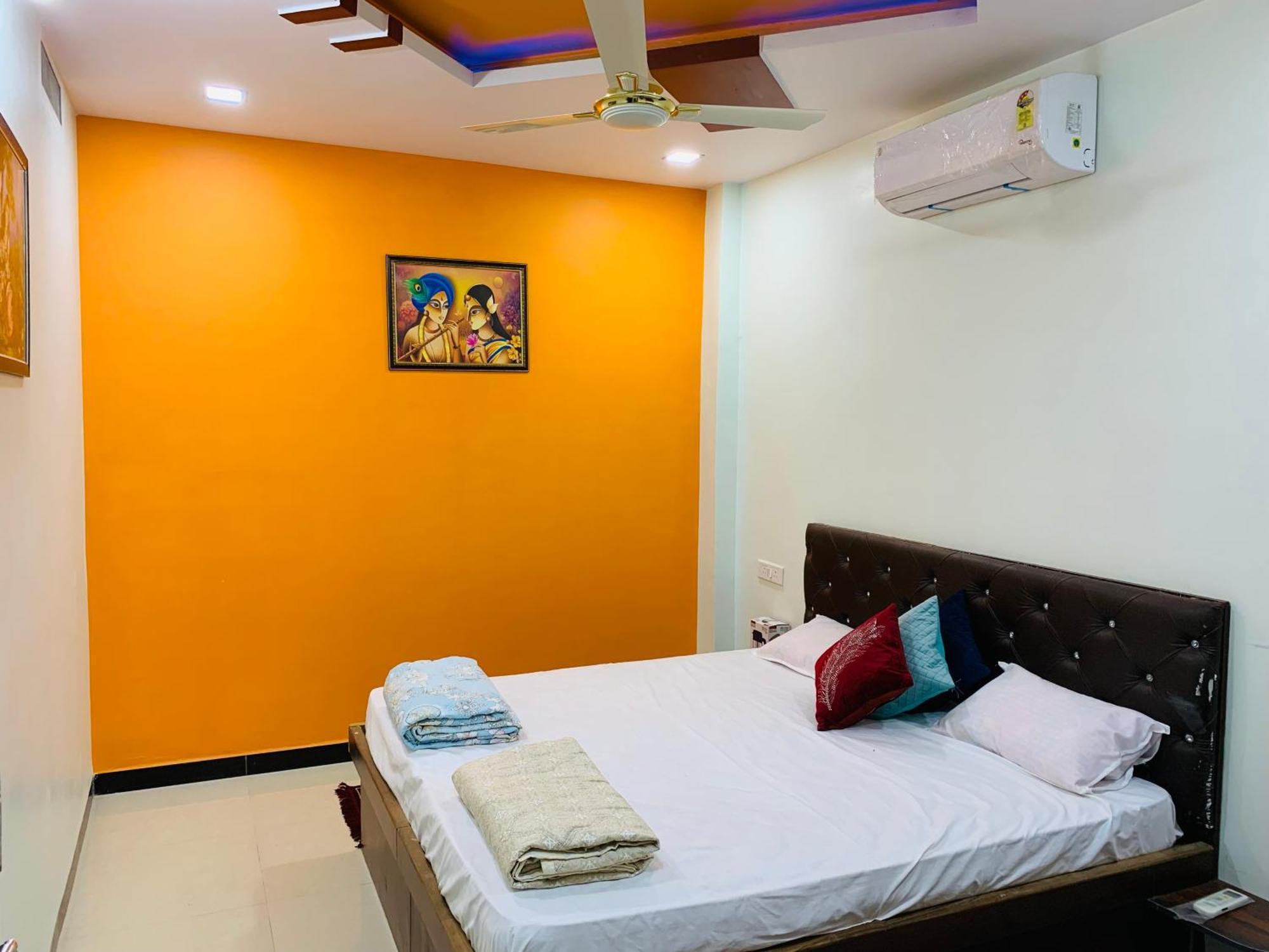 Manjushree Guest House اوجاين المظهر الخارجي الصورة